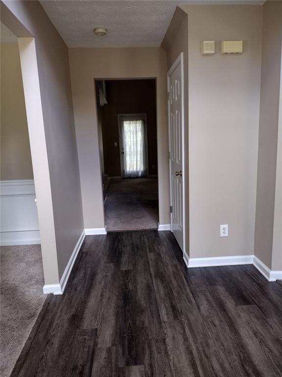 2588 Rainmaker Dr - Photo 2 of 28