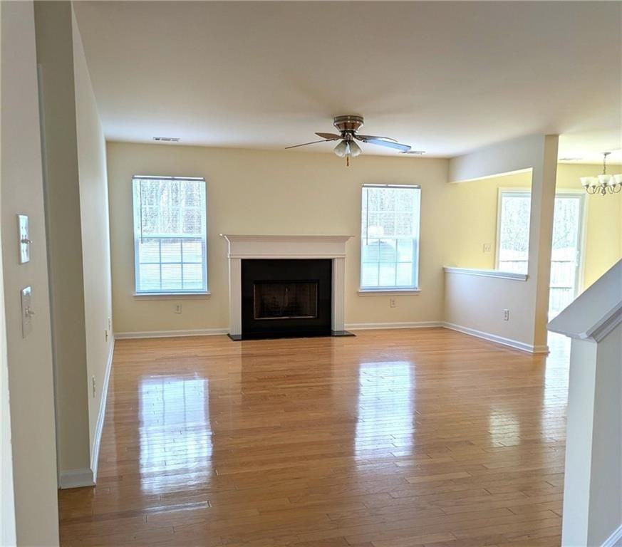3075 Whittier Way - Photo 3 of 24