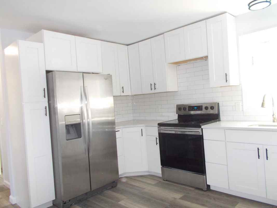 288 Ginger Ln - Photo 2 of 4