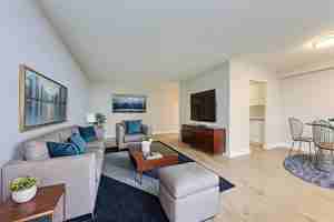 featured image of 325 North Park St