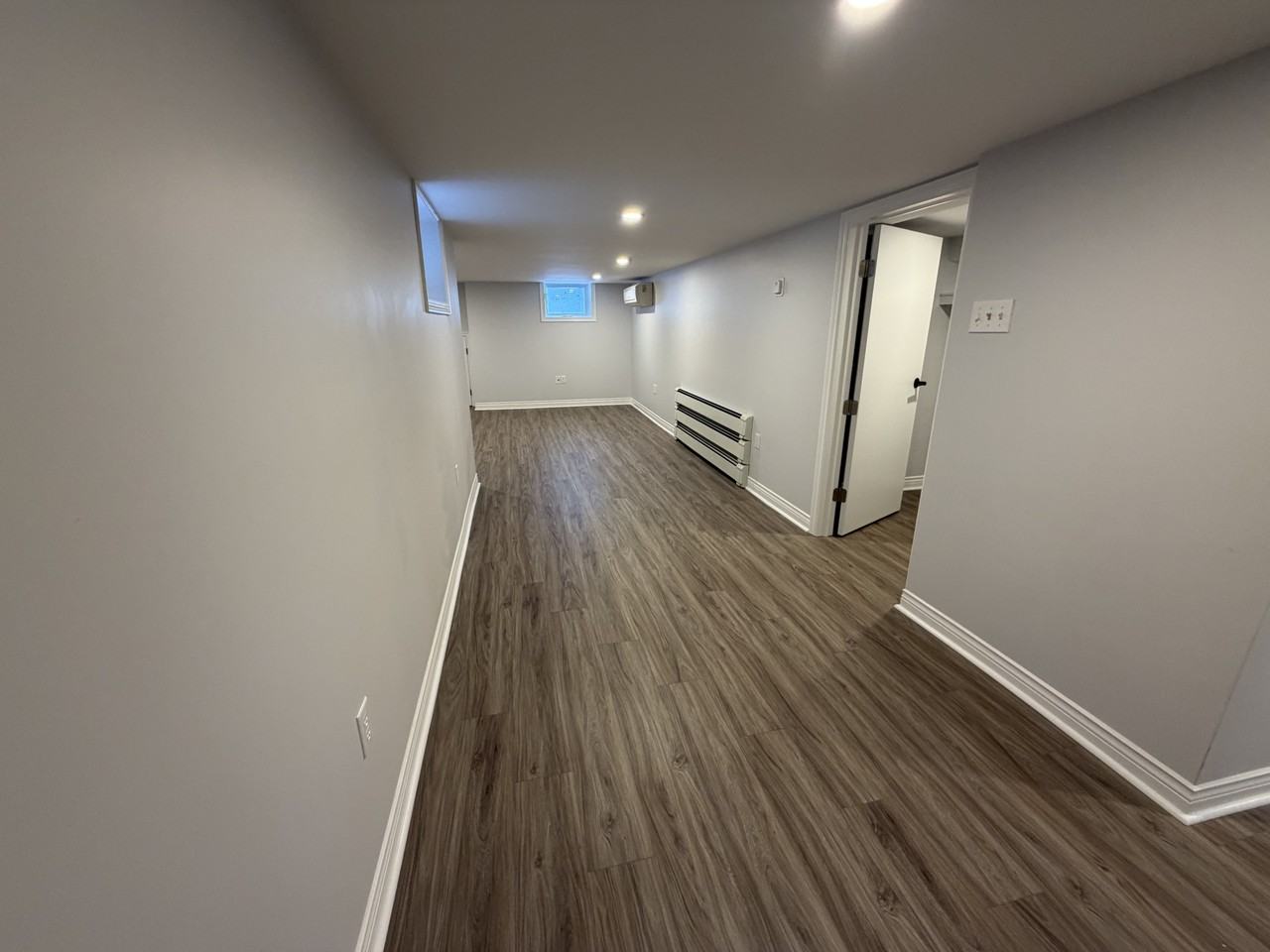 1544 Vernon Street #B - Photo 7 of 30