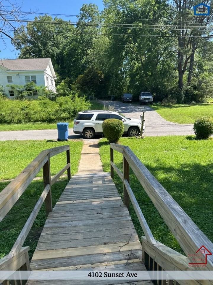 4102 Sunset Ave - Photo 4 of 21