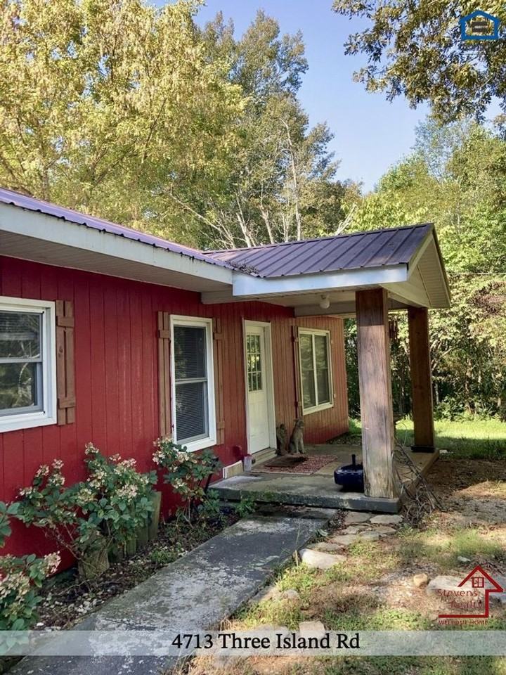 4713 Three Island Rd - Photo 3 of 31