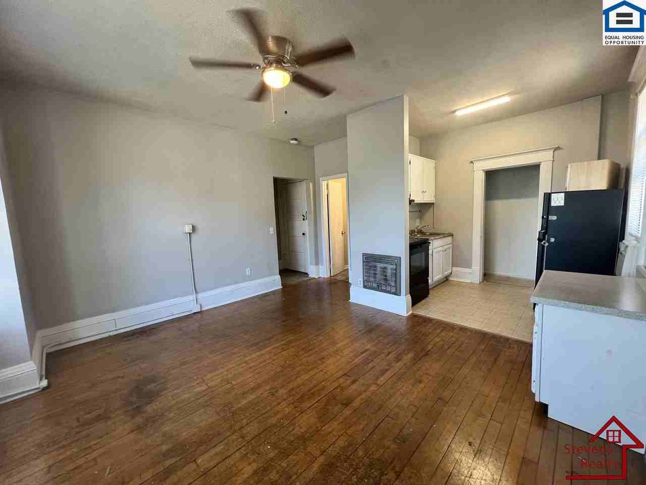 938 Fort Wood St #3 - Photo 2 of 17