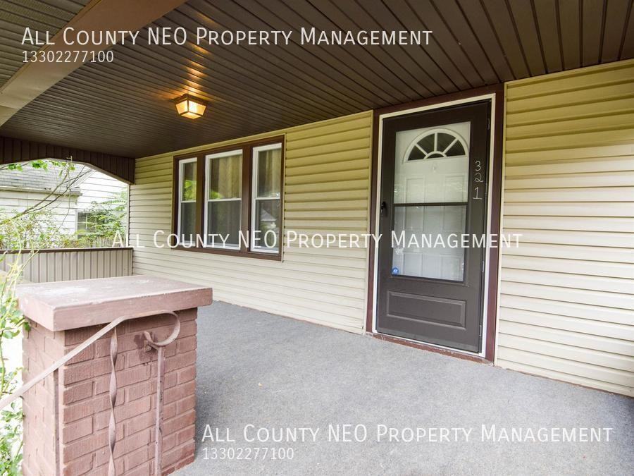 321 Grace Ave - Photo 3 of 28