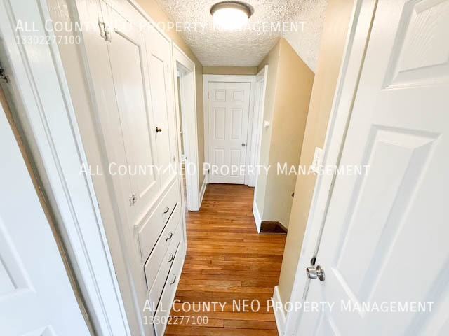 321 Grace Ave - Photo 6 of 28