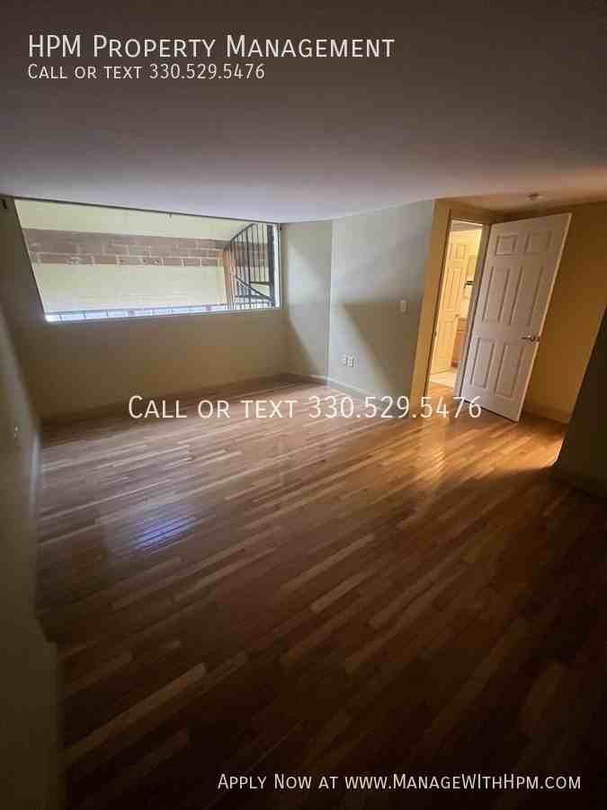 2404 Prospect Ave E #306 - Photo 6 of 12