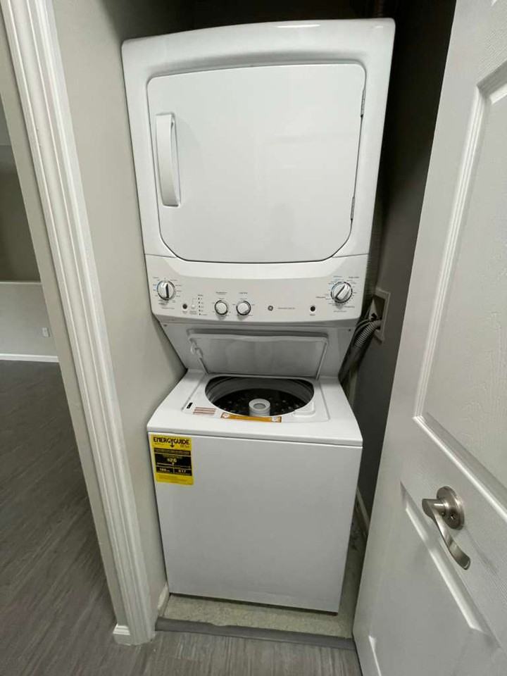 68 West Main Street #1BR / 1 B - Photo 2 of 8