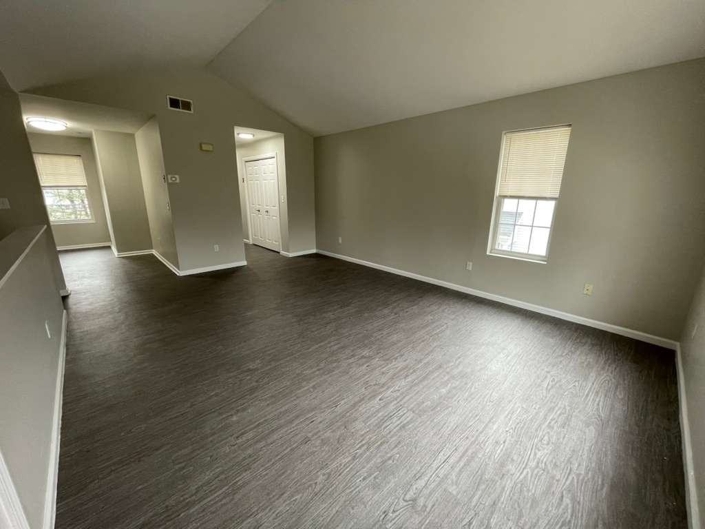 68 West Main Street #1BR / 1 B - Photo 6 of 8