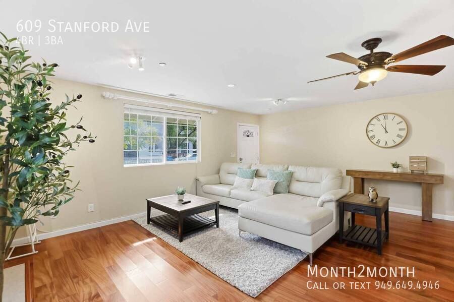 609 Stanford Ave - Photo 4 of 50