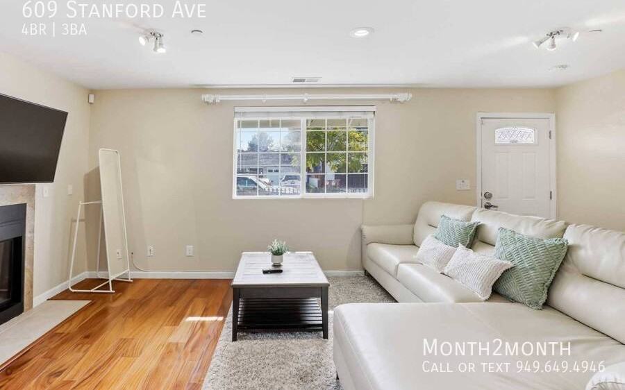 609 Stanford Ave - Photo 5 of 50