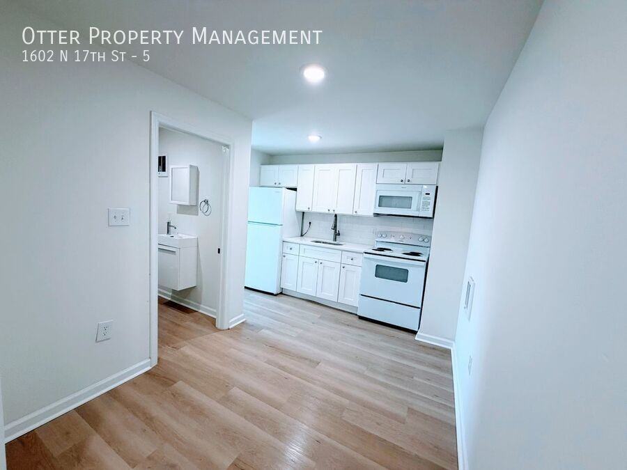 1602 N 17th St #5 - Photo 5 of 20