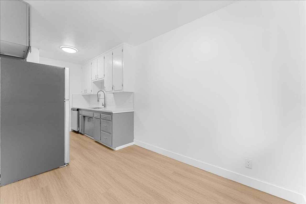 6114 Cahuenga Blvd #05 - Photo 3 of 16