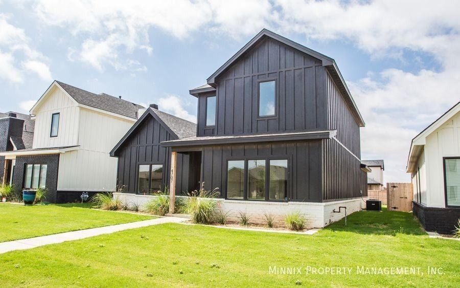 4707 125th St - Photo 2 of 50