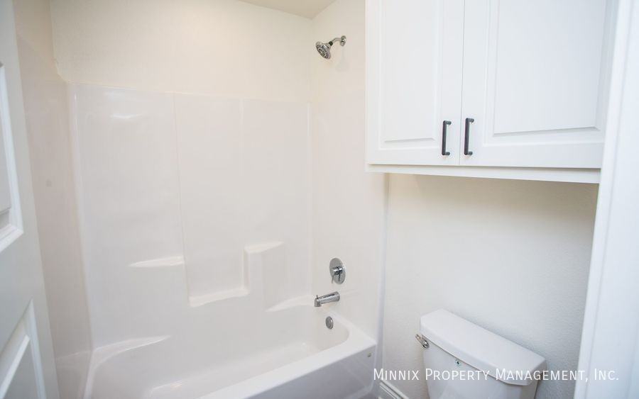 4707 125th St - Photo 4 of 50