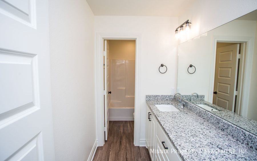 4707 125th St - Photo 6 of 50