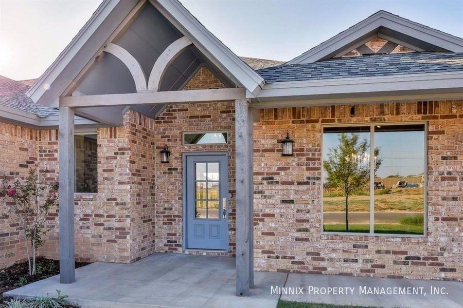 2103 99th St - Photo 2 of 14