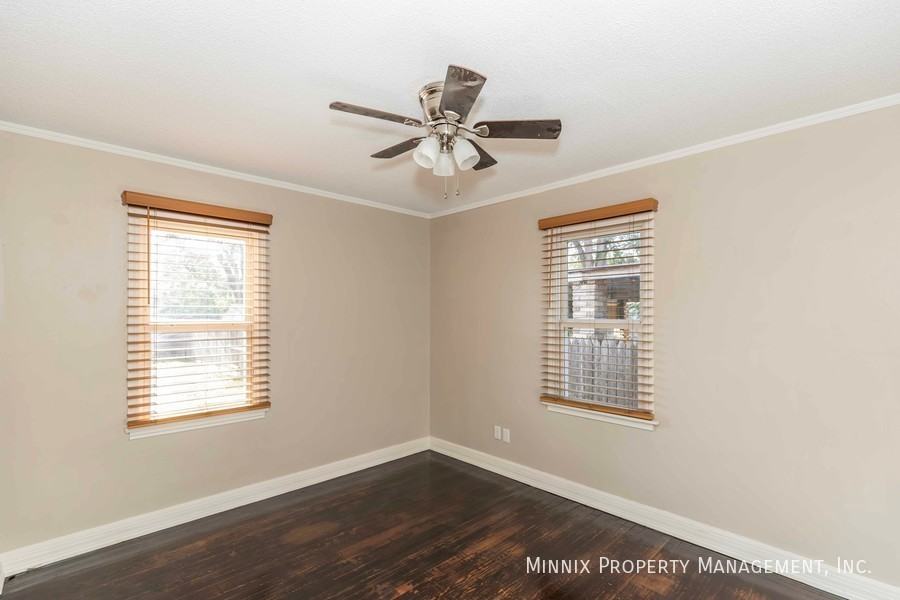 3001 S Monroe St - Photo 6 of 28