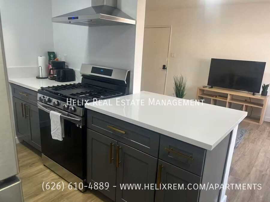 523 E Live Oak Ave #D - Photo 3 of 13