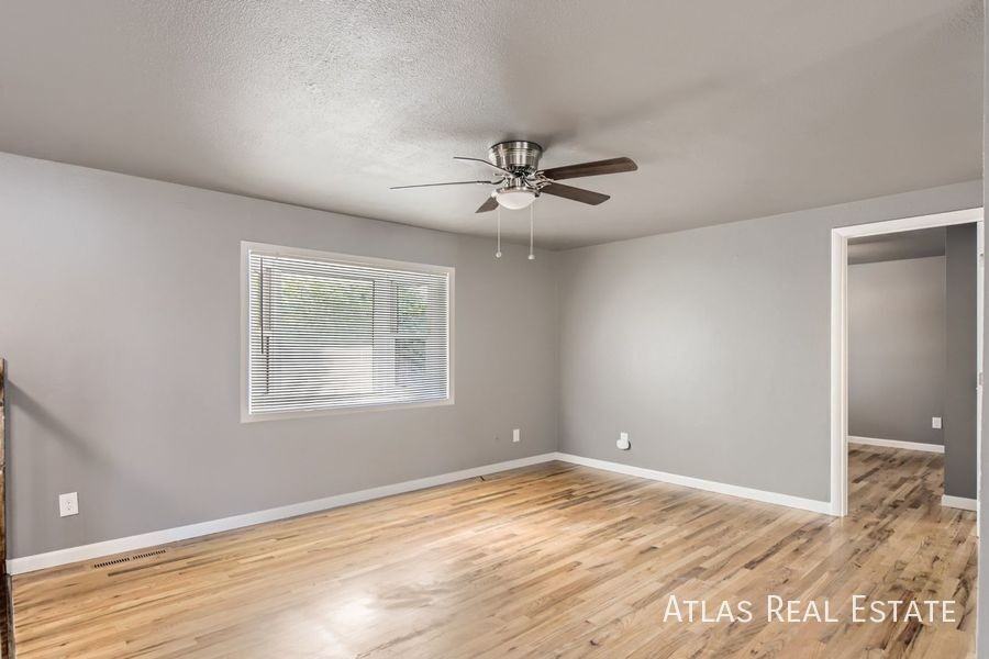 1690 Monterey Way - Photo 2 of 16