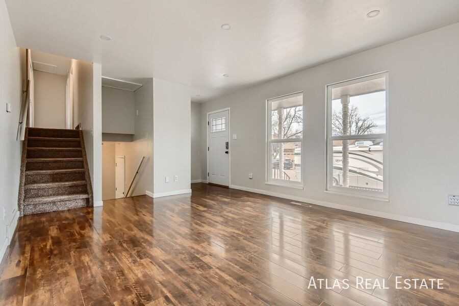 1305 Wynkoop Dr - Photo 2 of 16