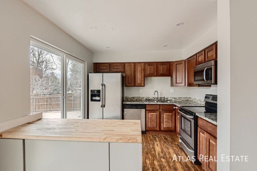 1305 Wynkoop Dr - Photo 4 of 16