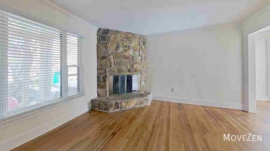 2408 Providence Rd #5 - Photo 7 of 30