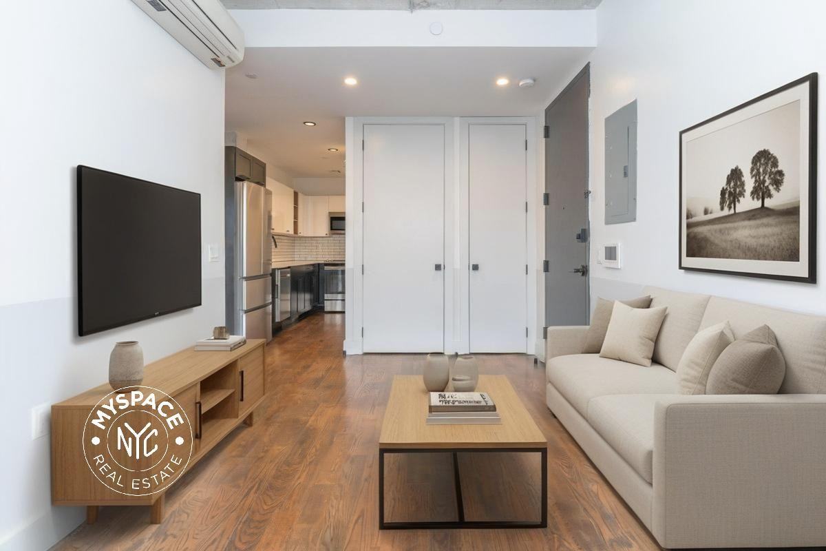 3119 37th St #4D - Photo 5 of 31