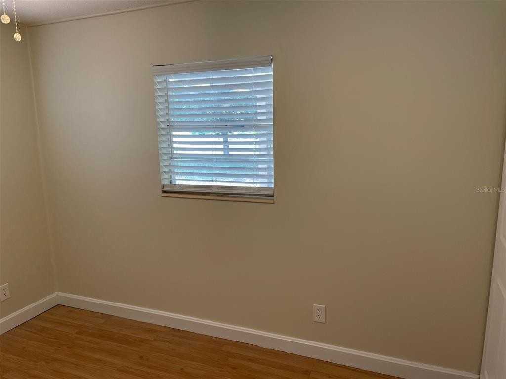 3704 36th St W #3704 - Photo 5 of 33