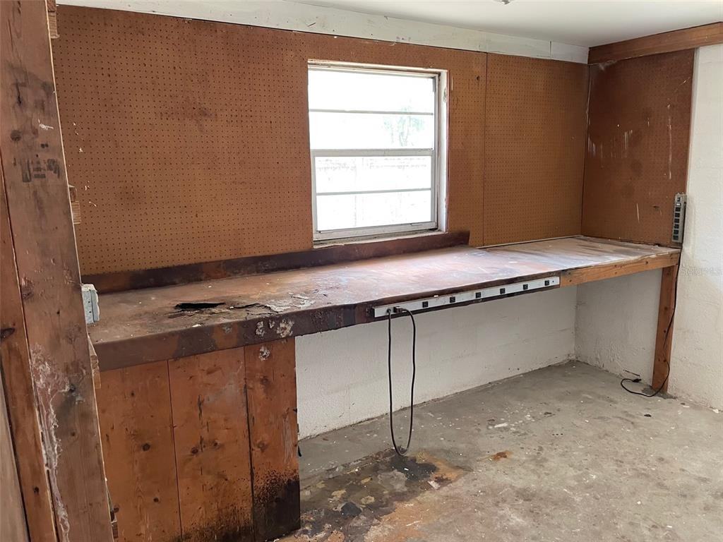 3704 36th St W #3704 - Photo 6 of 33