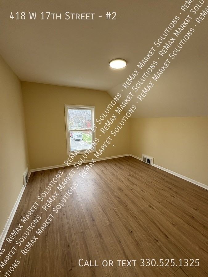 418 W 17th St #2 - Photo 5 of 18