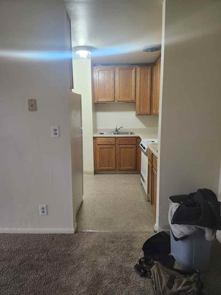 Mulford Park Apartments - Photo 4 of 10