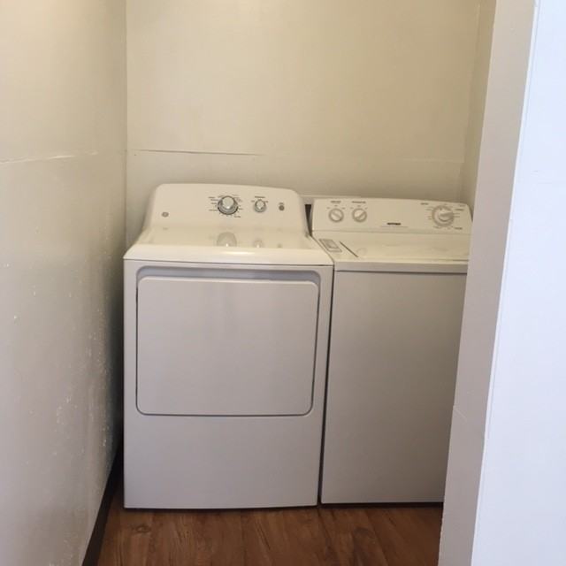 507 W 1st St - Photo 5 of 10