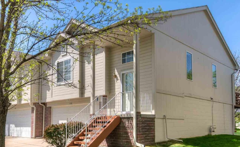 5146 N 144th Ct - Photo 2 of 19