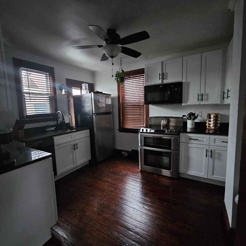 8 Broad St #B - Photo 6 of 14