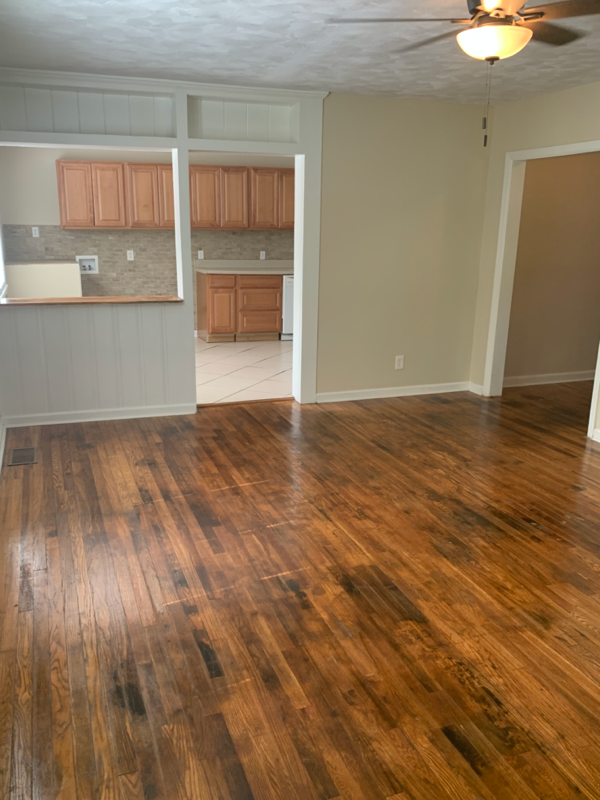 302 Kent Rd - Photo 6 of 33