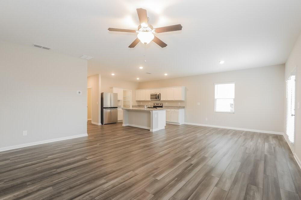 4064 Kendrick Cir - Photo 5 of 16