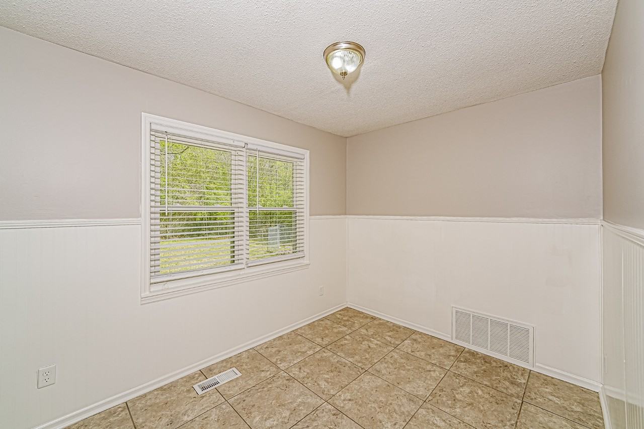 5112 Rick Dr - Photo 7 of 17