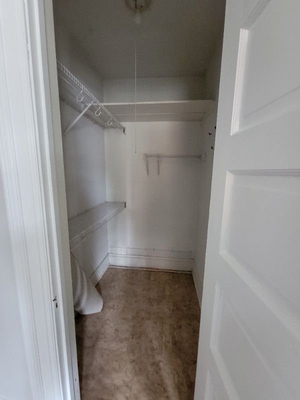 701 W 8th St #1 - Photo 7 of 10