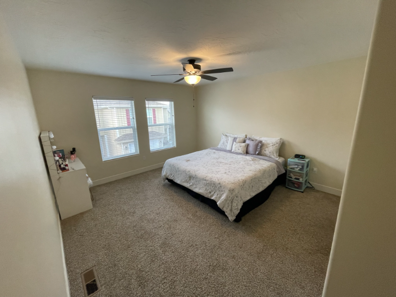 457 Northwest #4 - Photo 6 of 16