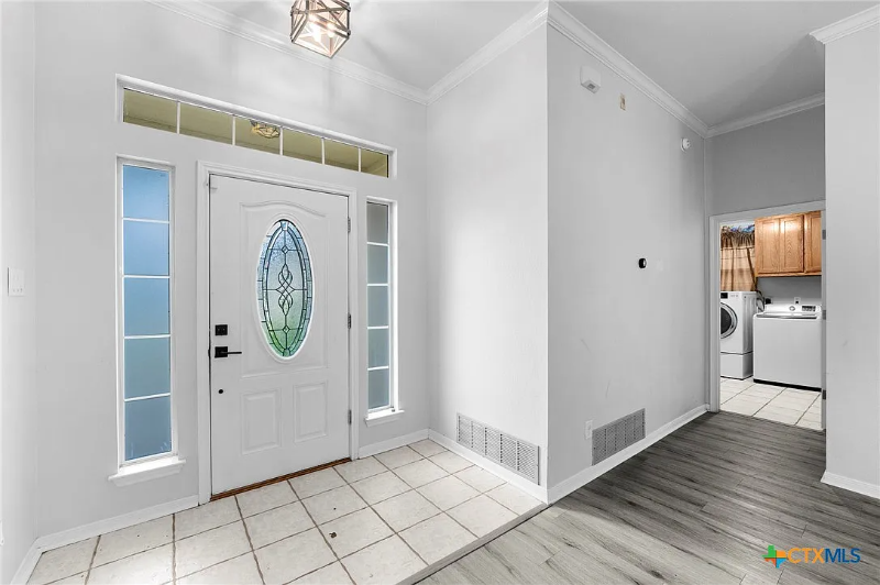 1814 Indian Camp Trl - Photo 3 of 19