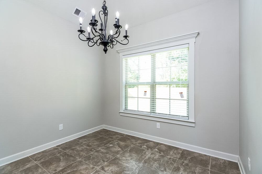 2674 Champion Hills Dr - Photo 3 of 15