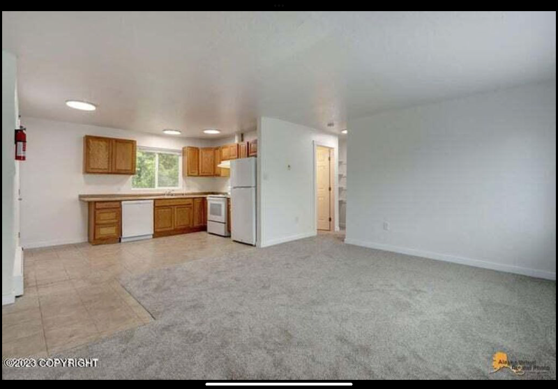 814 N Bunn St #4 - Photo 2 of 6