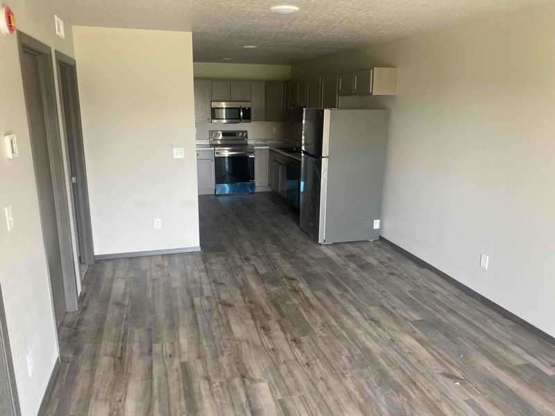 2115 Maple St #1 - Photo 3 of 5