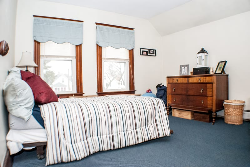 344 Chestnut St #3 - Photo 4 of 9