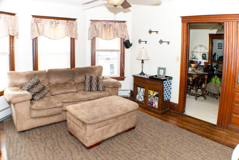 344 Chestnut St #3 - Photo 7 of 9