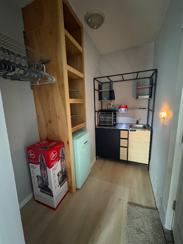 76Th S Park Ave - Photo 3 of 15