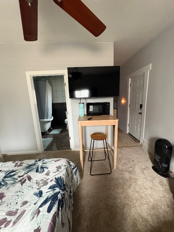 76Th S Park Ave - Photo 4 of 15