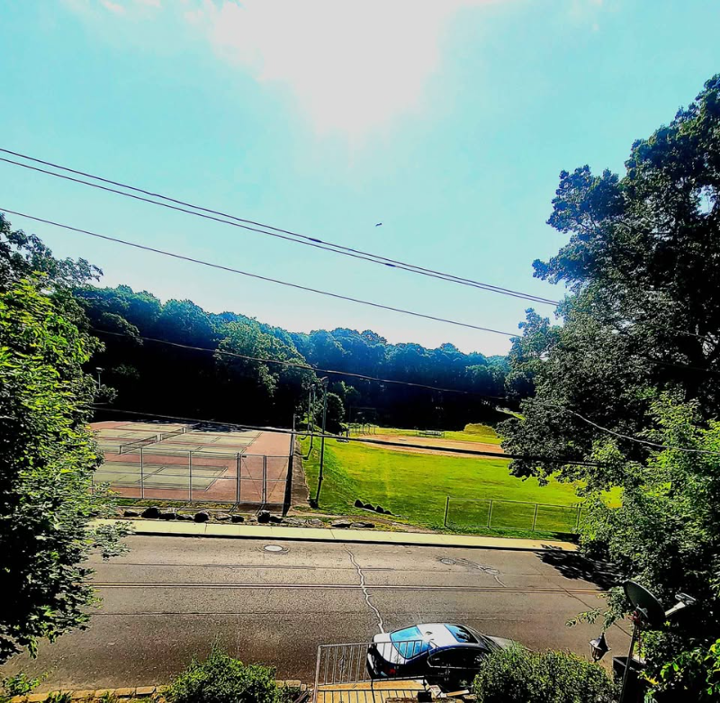 609 Cooke St - Photo 5 of 5