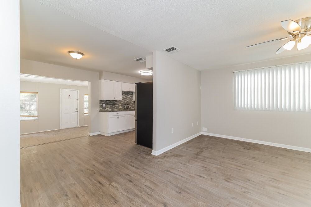 309 Vaniman Ave - Photo 6 of 16